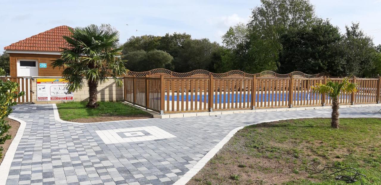 Le Village Du Phare Gouville-sur-Mer Екстер'єр фото